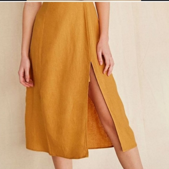 ⚠️NOT FOR SALE- ISO Mustard Linen Cami Midi (M\L) - Picture 4 of 4